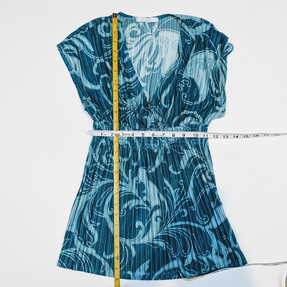 Commemorative Charlotte Russe top, RIP - Picture 5 of 5